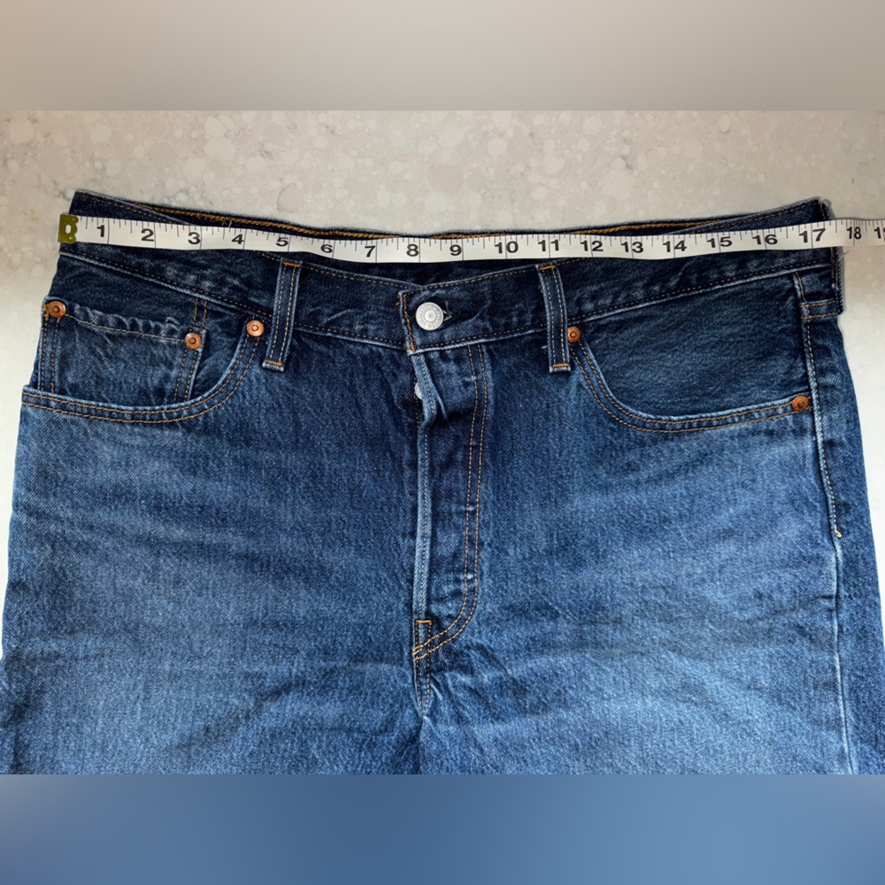 Levi's 501 Denim Cutoff Shorts - Picture 8 of 10